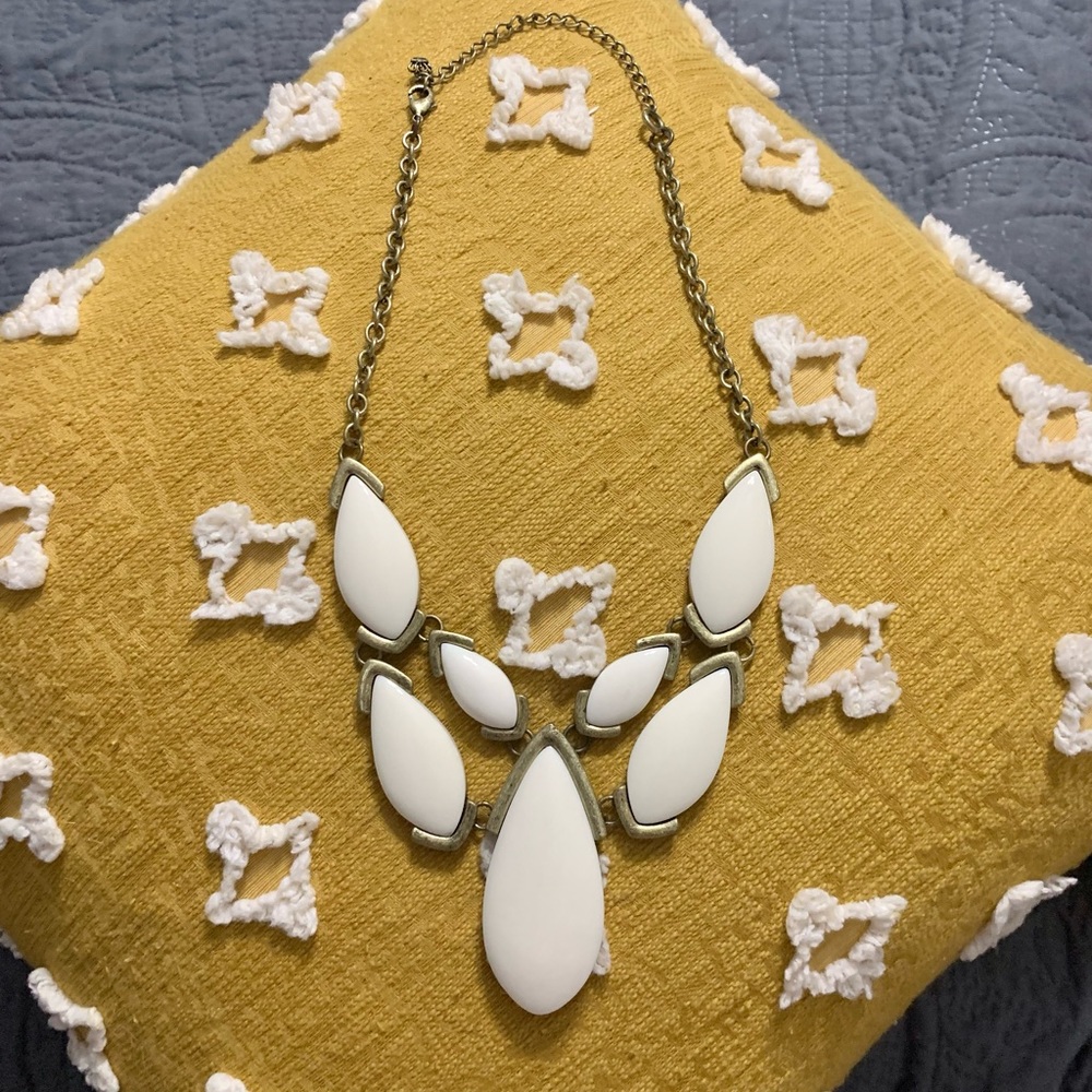 Premier Designs necklace - RETIRED